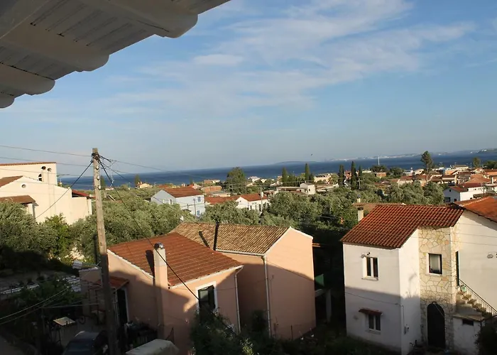Olive Luxury Hotel *