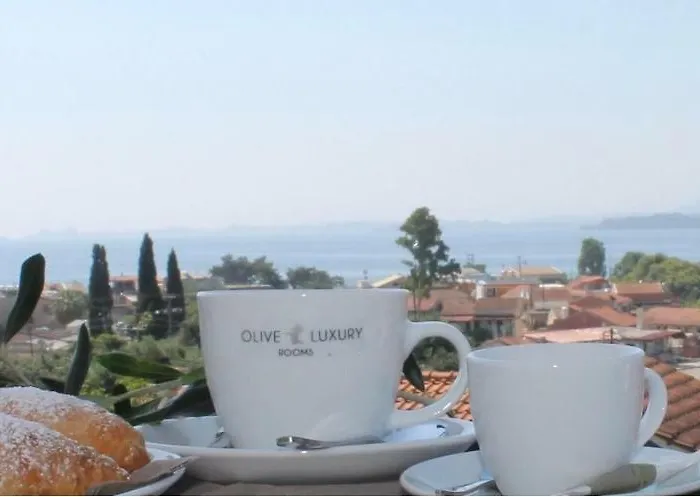 Olive Luxury *