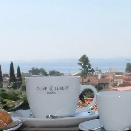 Olive Luxury *